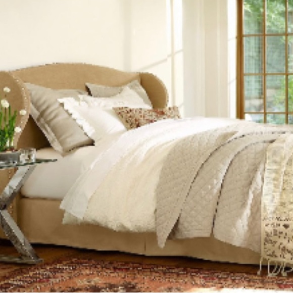 Pottery Barn Bedding Pottery Barn Beige Crochet Throw 62x48 Poshmark